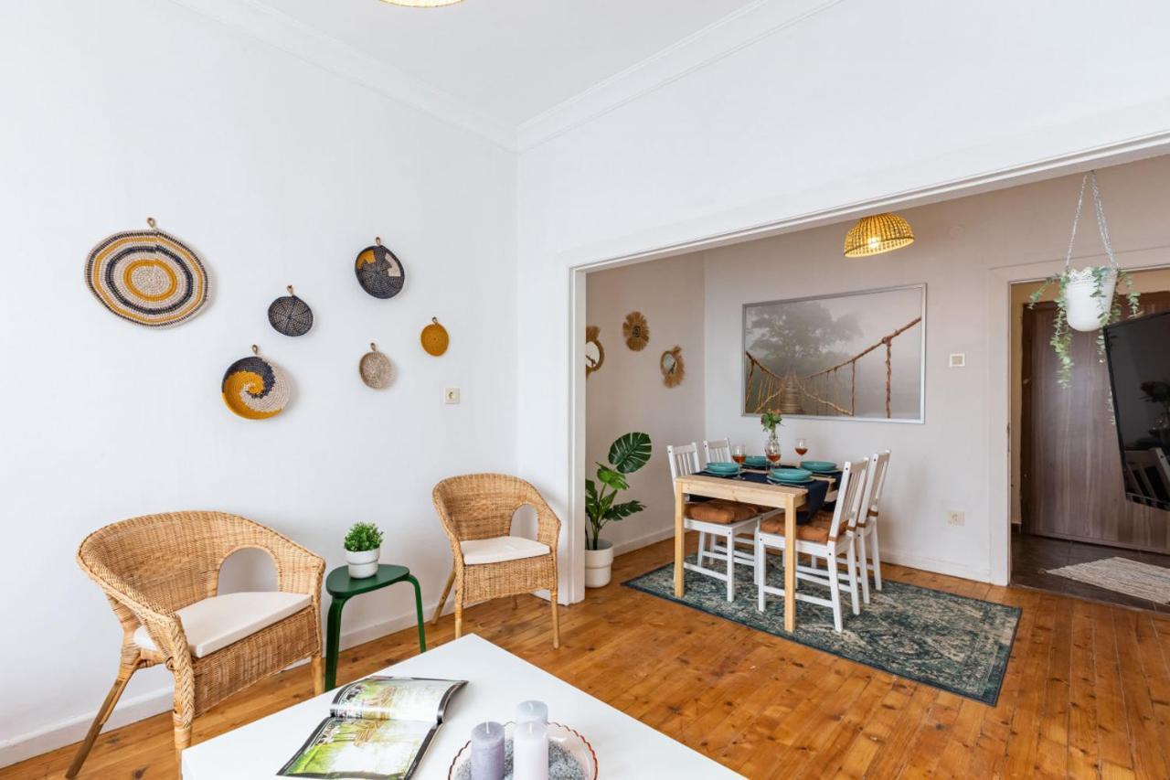 Colorful Flat With Excellent Location Near Trendy Attractions In Kadikoy Istanbul Exterior photo