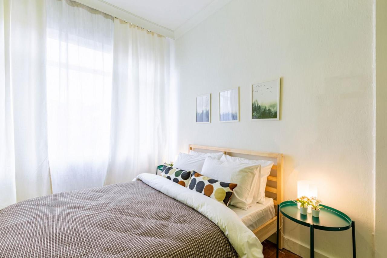 Colorful Flat With Excellent Location Near Trendy Attractions In Kadikoy Istanbul Exterior photo