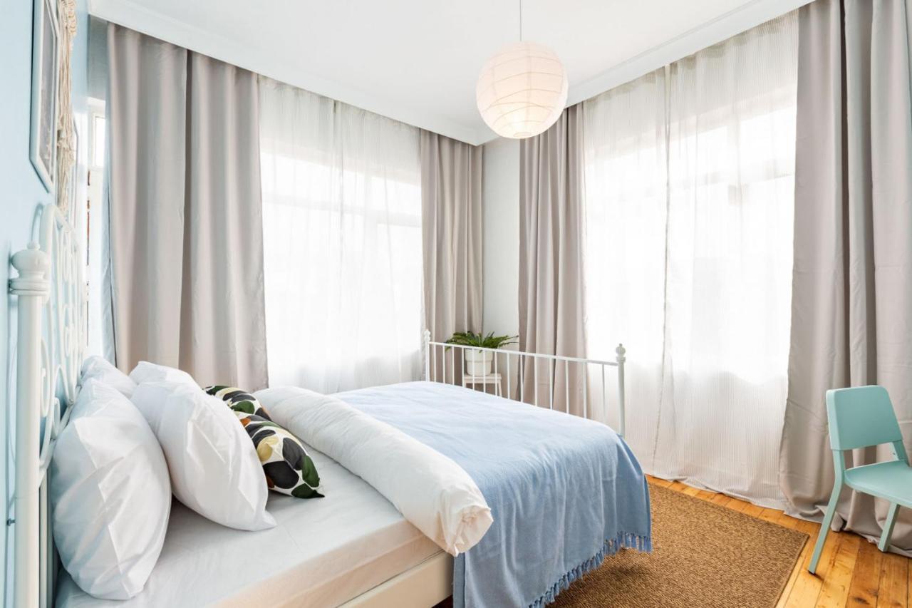 Colorful Flat With Excellent Location Near Trendy Attractions In Kadikoy Istanbul Exterior photo